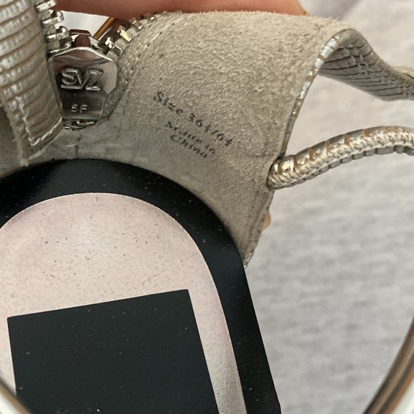 Dolce Vita Women’s Silver Sandals Size 36/6 - Picture 6 of 7